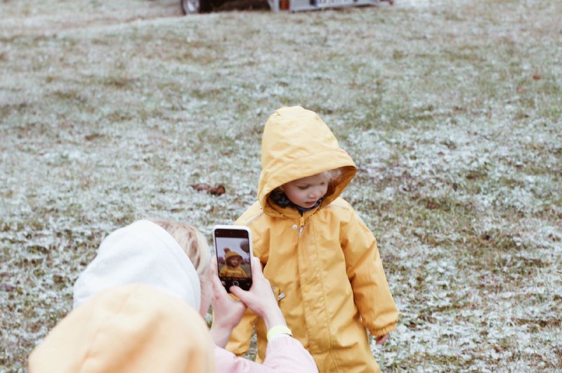 В Киеве на ВДНГ под мокрым снегом прошел фестиваль воздушных шаров: ищи себя на фото 23