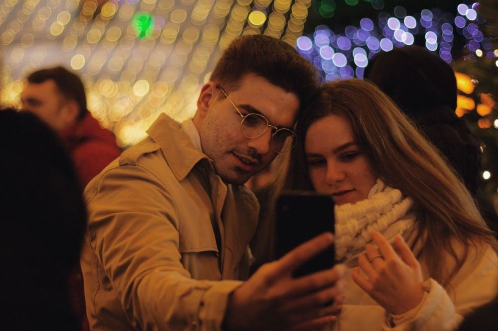 Как в Киеве зажигали главную елку страны: фоторепортаж с Софийской площади 9