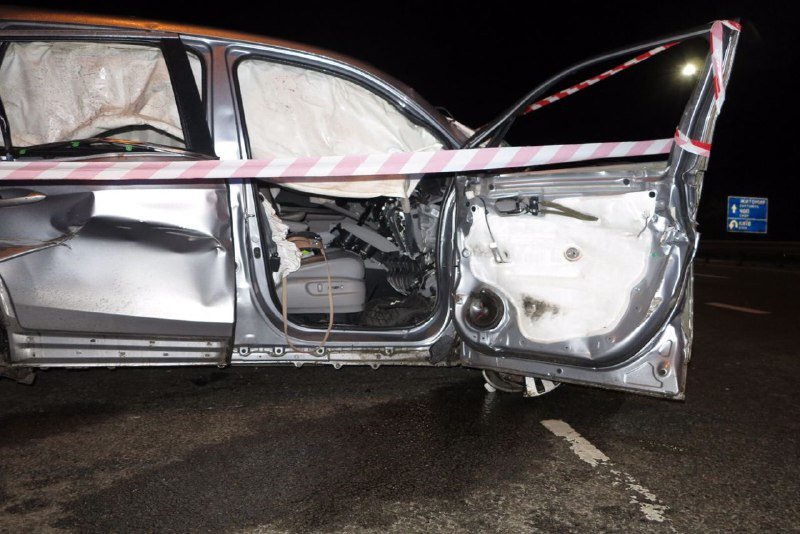 Смертельное ДТП под Киевом: непристегнутые пассажиры Honda вылетели через лобовое 1