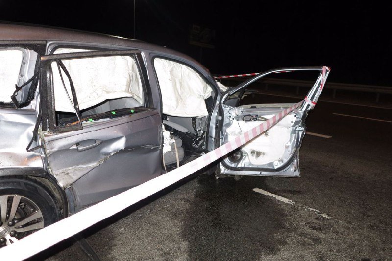 Смертельное ДТП под Киевом: непристегнутые пассажиры Honda вылетели через лобовое 8