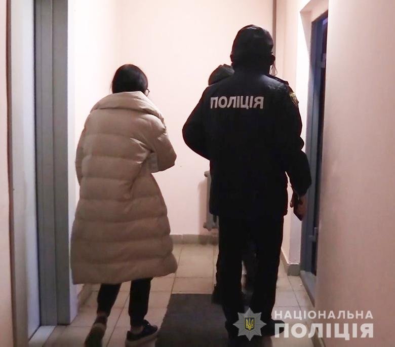 В Киеве на Троещине в горящей квартире нашли труп мужчины: новые подробности жестокого убийства 2