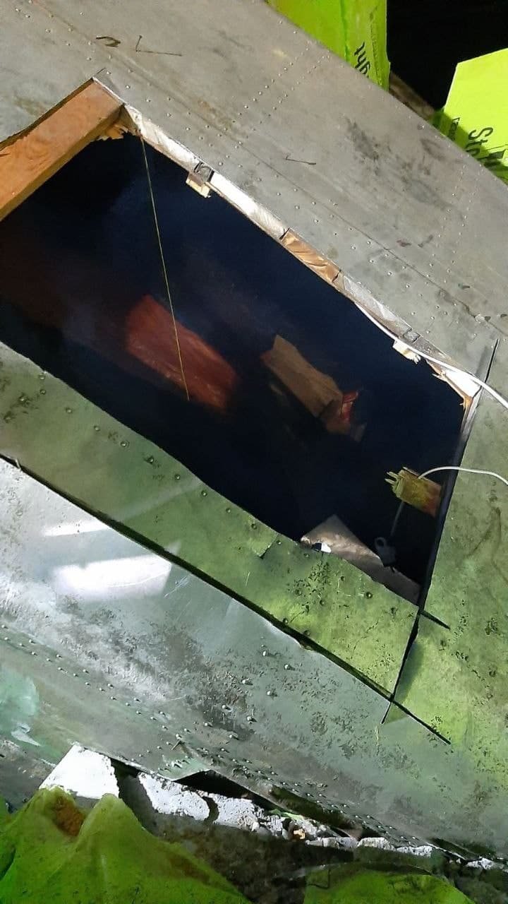 В Киеве на стройке рабочих вытащили из-под завалов: кадры с места 1