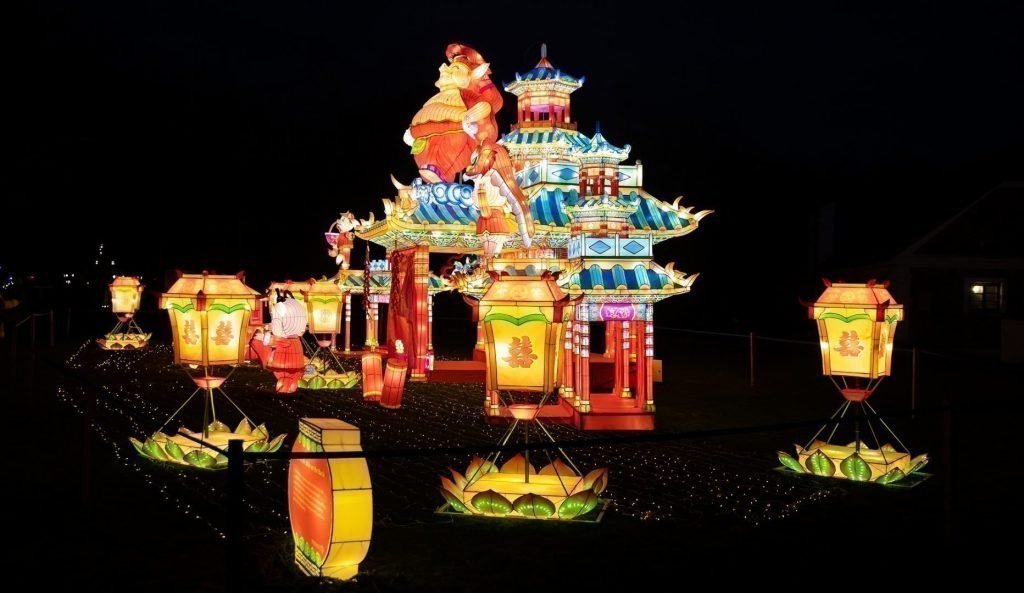 Огненное шоу, гигантский лев и китайские фонари: где и когда в Киеве создадут настоящий парк иллюминаций 5