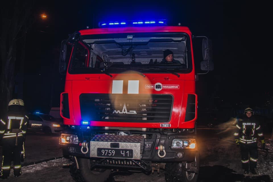 В Киеве в Подольском районе сгорело кафе 4