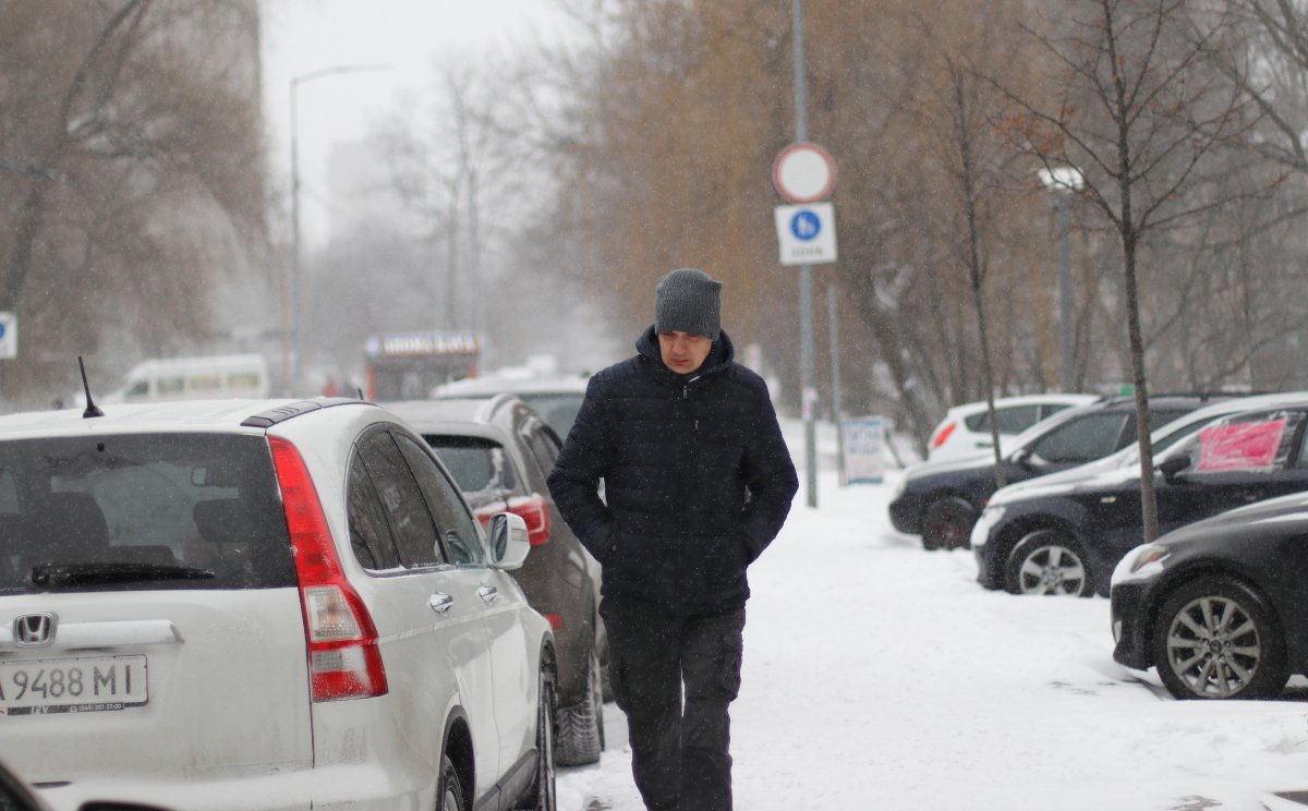Снегопад в Киеве в лицах и пробках: как с утра выглядит столица во время непогоды 15