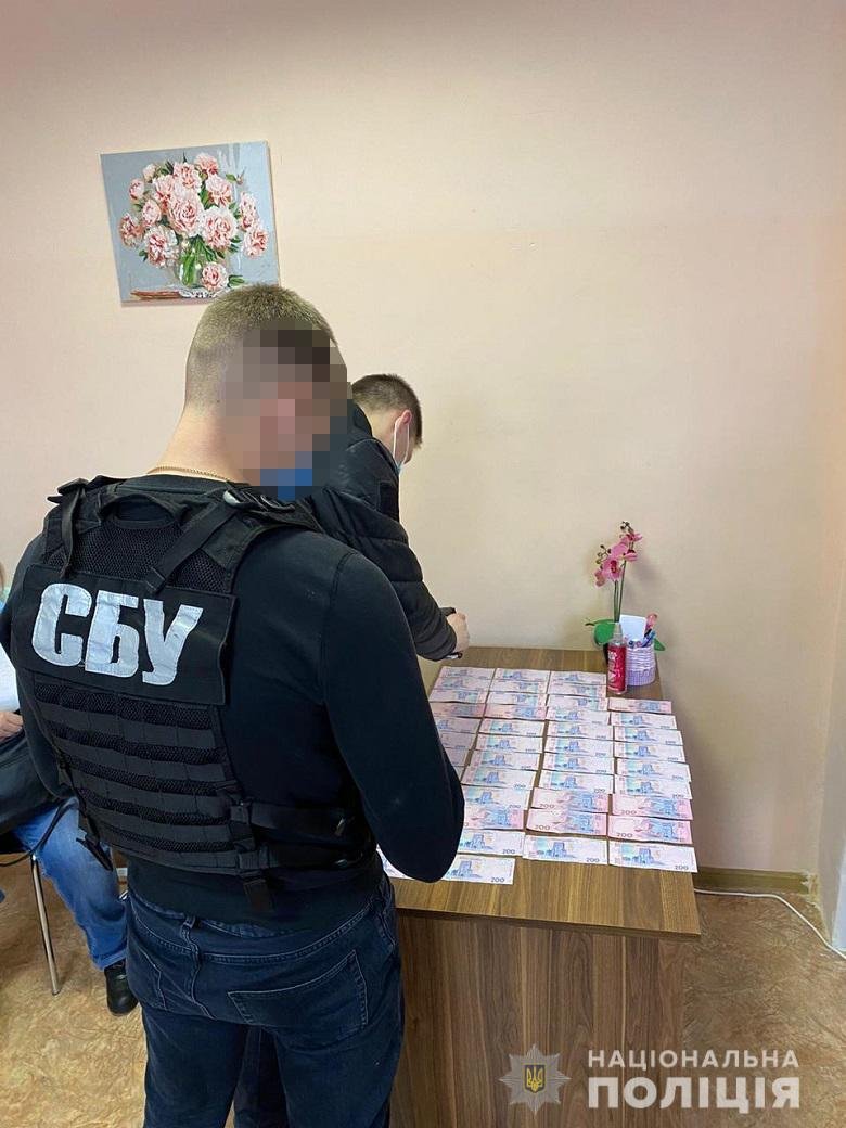 В Киеве врачи "продавали инвалидность" 1