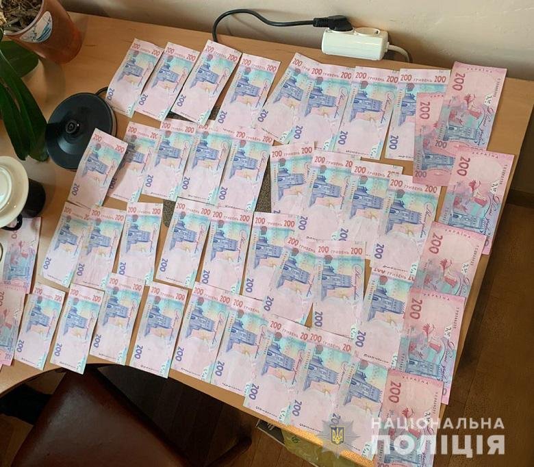 В Киеве врачи "продавали инвалидность" 2