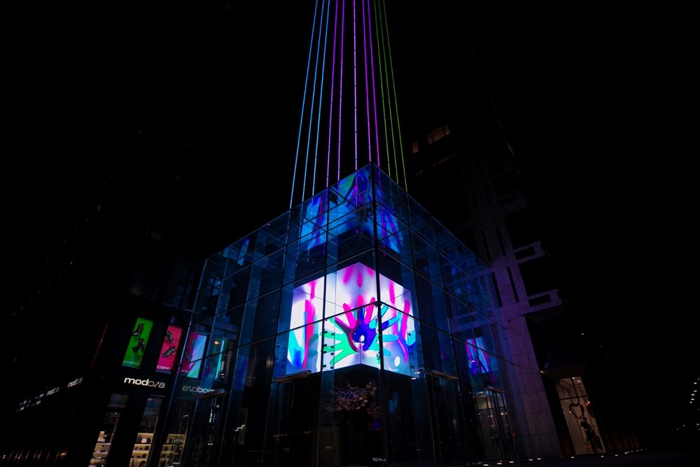 Здания в пяти городах Украины подсветят в поддержку пациентов с редкими заболеваниями: где увидеть инсталляцию в Киеве 1