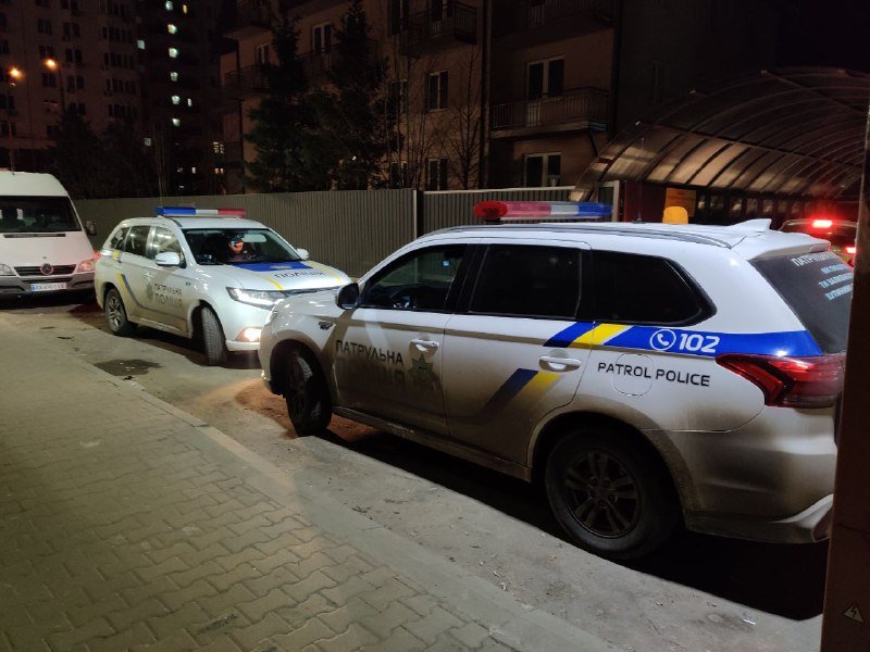 В Киеве пьяный подросток угнал миркроавтобус и устроил погоню на Окружной 1