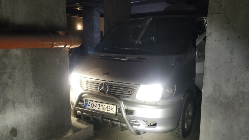 В Киеве пьяный подросток угнал миркроавтобус и устроил погоню на Окружной 3