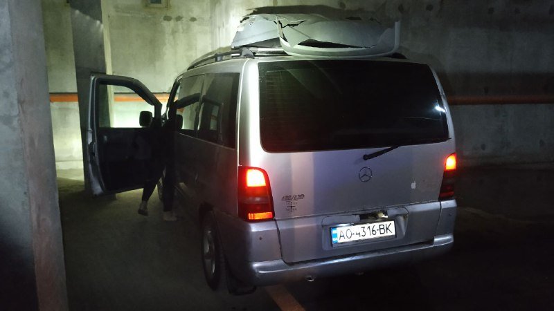 В Киеве пьяный подросток угнал миркроавтобус и устроил погоню на Окружной 7