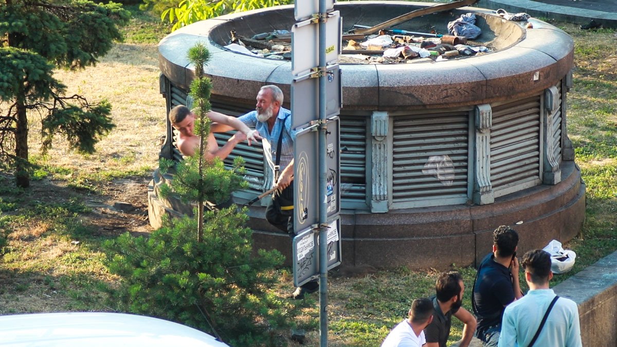 На Бессарабке в Киеве для бездомных будут проводить литературные вечера 1