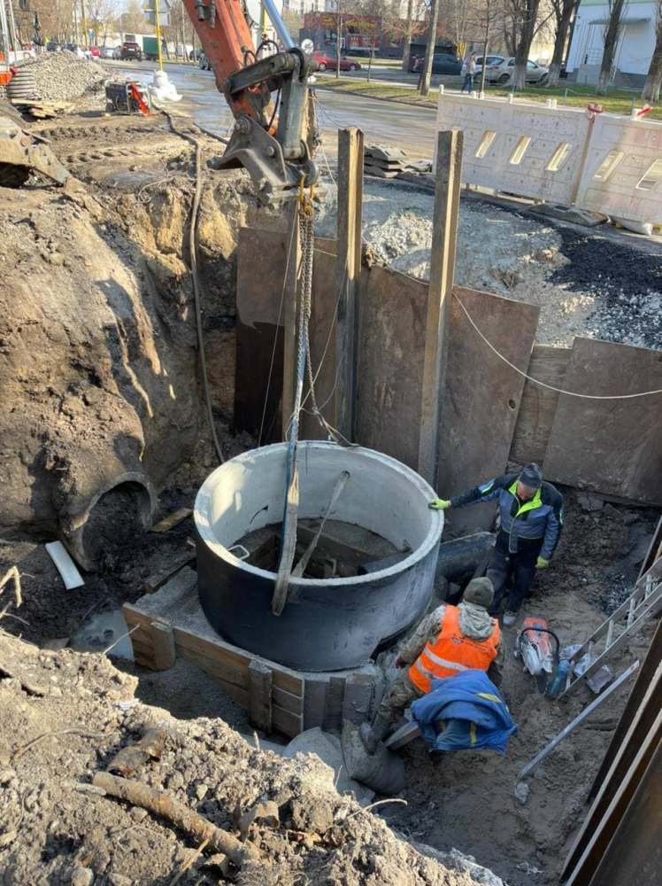 В Киеве начали ремонт Кольцевой дороги, которая еще недавно была на балансе области 2