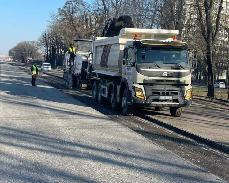 В Киеве начали ремонт Кольцевой дороги, которая еще недавно была на балансе области 3