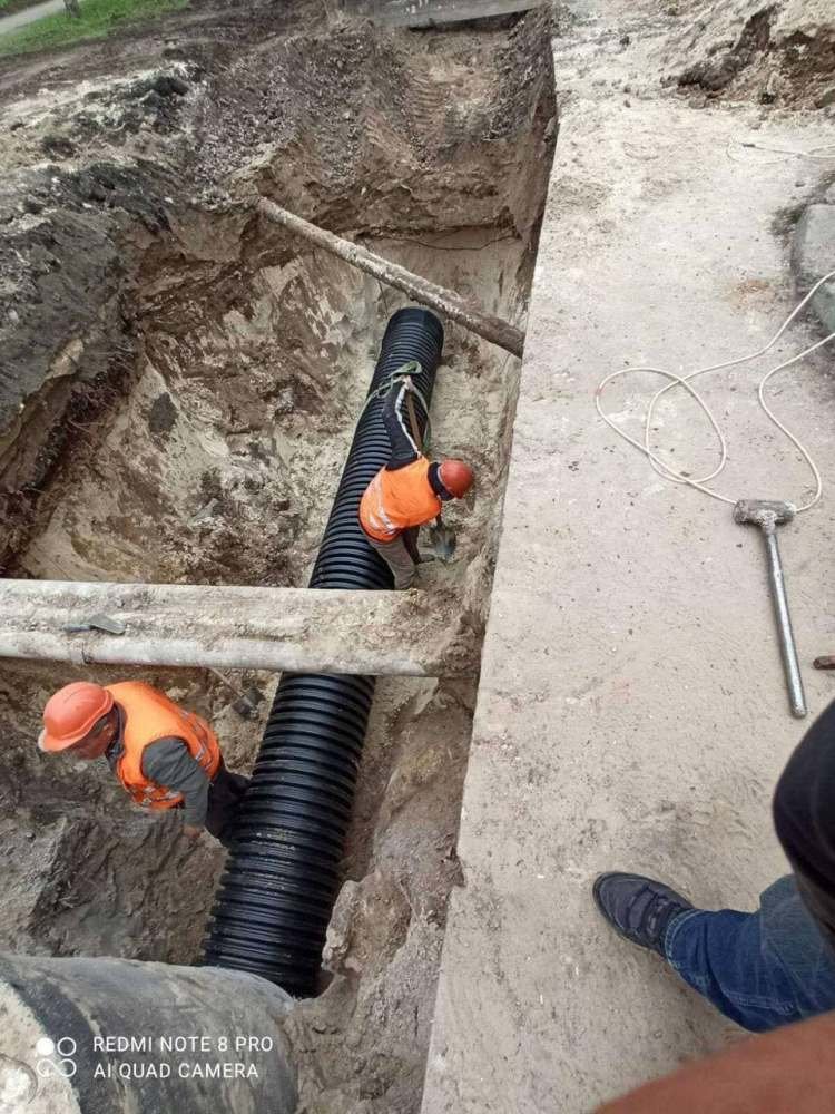 В Киеве начали ремонт самого проблемного коллектора города 3