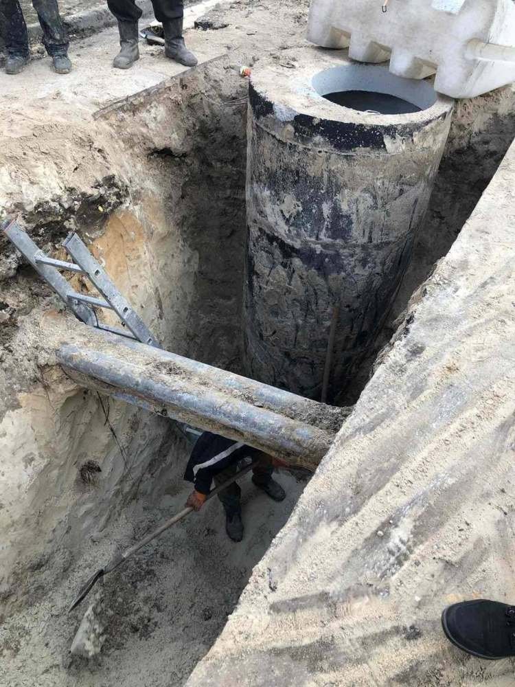 В Киеве начали ремонт самого проблемного коллектора города 4