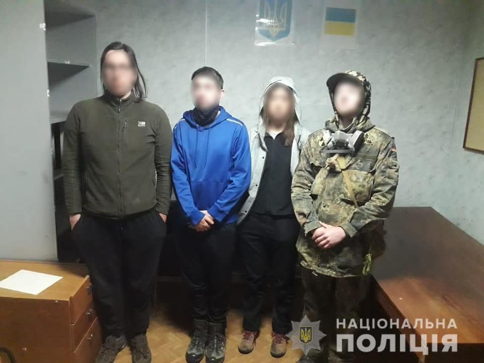 В Чернобыльской зоне на майские праздники попались 12 сталкеров: среди них 3 иностранца 2