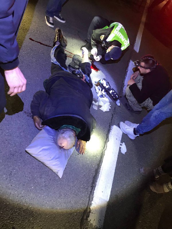 В Киеве на Столичном шоссе сбили мужчину и скрылись с места происшествия 2