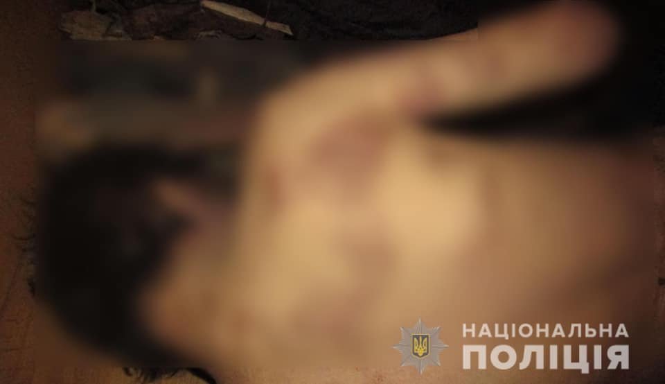 Под Киевом мужчина избил друга и оставил его в своем доме умирать после побоев 1