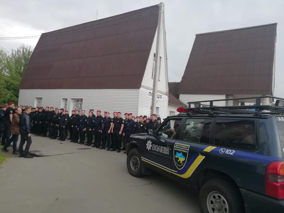 В Киевской области парень выставил предсмертное видео и прыгнул с моста на бетонный тротуар 1