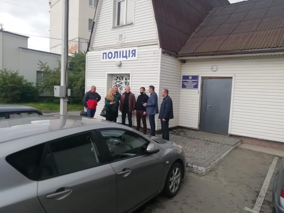 В Киевской области парень выставил предсмертное видео и прыгнул с моста на бетонный тротуар 2