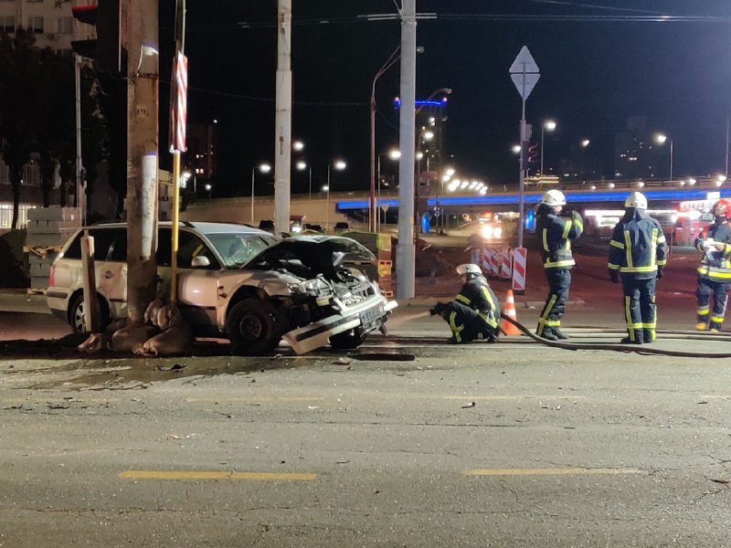 В Киеве на Оболонском проспекте столкнулись 4 автомобиля: есть пострадавшие 1