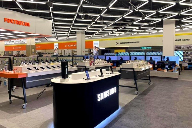 Фокстрот открывает два магазина в Киеве – в ТРЦ Blockbuster Mall и «РайON» 1
