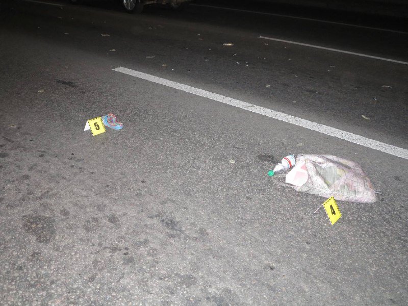 В Киеве на Дружбы Народов сбили женщину, которая перебегала 8-полосную дорогу 1