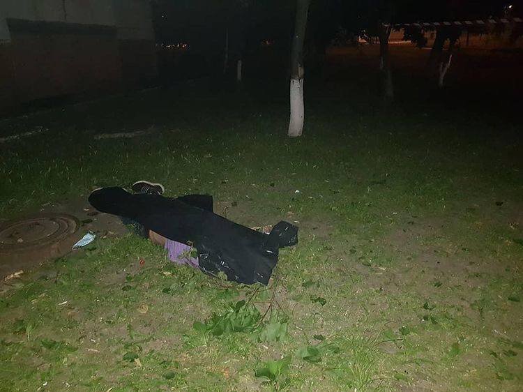 В Киеве 23-летний парень выпал с 14 этажа 1