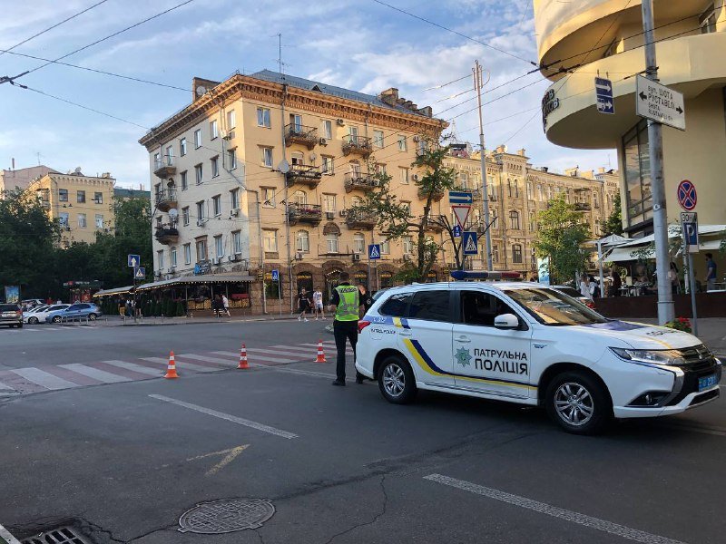 Трансляция матча Евро-2020 Украина-Англия: что сейчас происходит в центре Киева на Спортивной площади 3