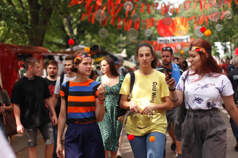 Толпы людей море улыбок на Atlas Weekend 2021 в Киеве: как прошел первый день фестиваля 15