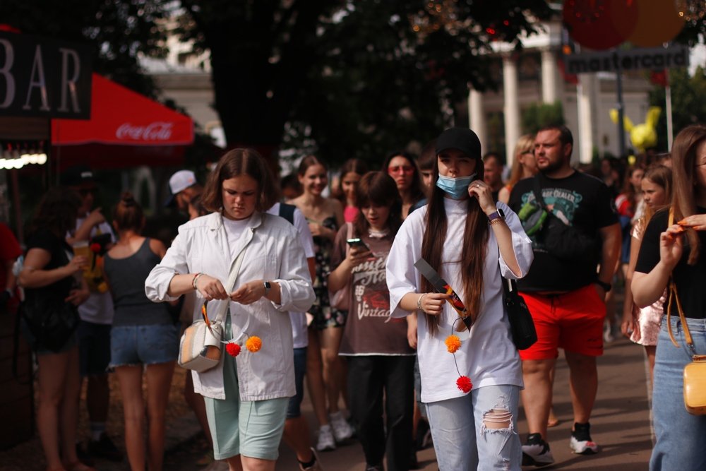 Толпы людей море улыбок на Atlas Weekend 2021 в Киеве: как прошел первый день фестиваля 18