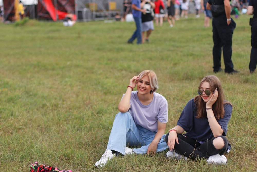 Фестивальщики Atlas Weekend 2021 в лицах: ищи себя на фото 15