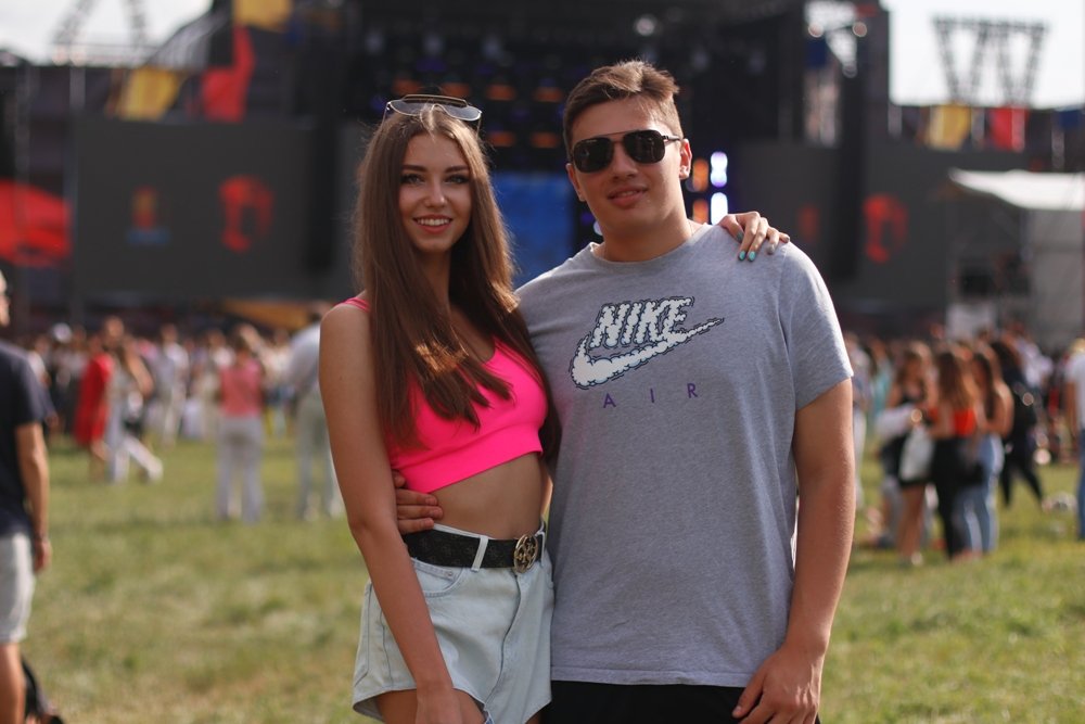 Фестивальщики Atlas Weekend 2021 в лицах: ищи себя на фото 32