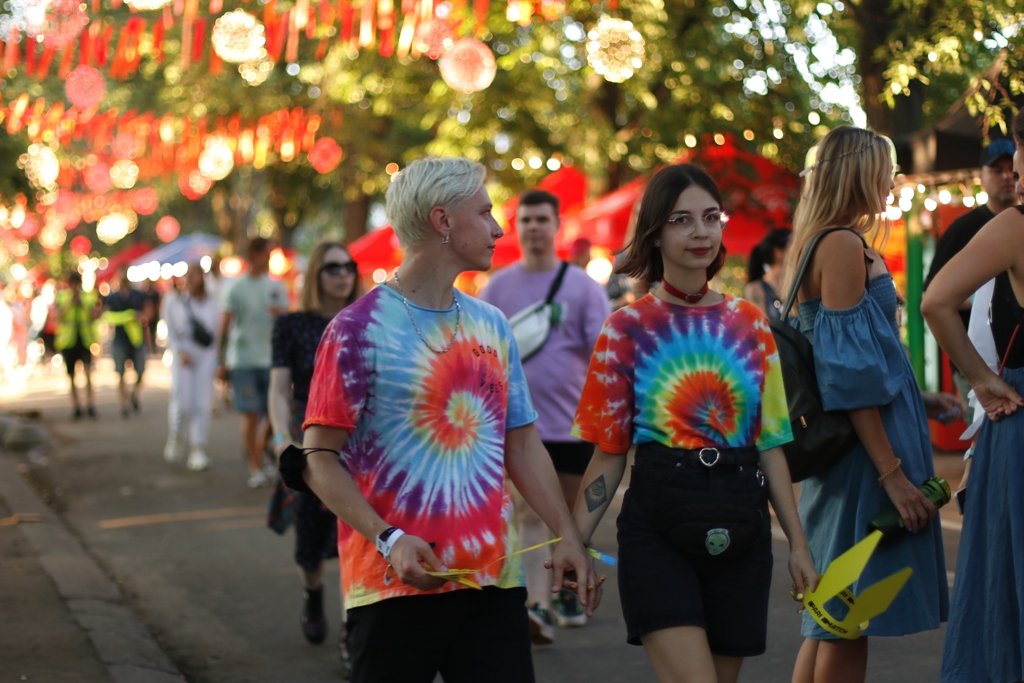 Atlas Weekend 2021 и фестивальщики в лицах. День 3: ищи себя на фото 1