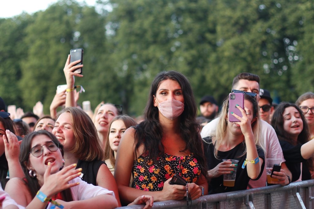 Концерт Меладзе и предложение руки на Порнофильмах: как прошел 4-й день Atlas Weekend 2021 18