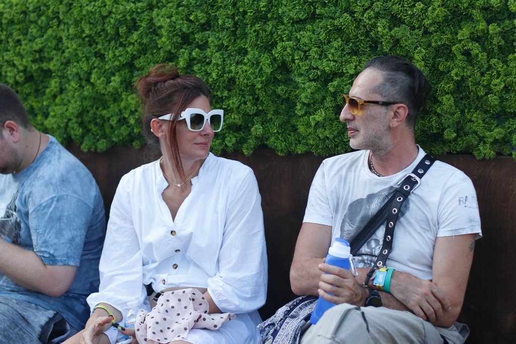 NO MELADZE - NO PARTY и фестивальщики Atlas Weekend 2021 в лицах. День 4: ищи себя на фото 3