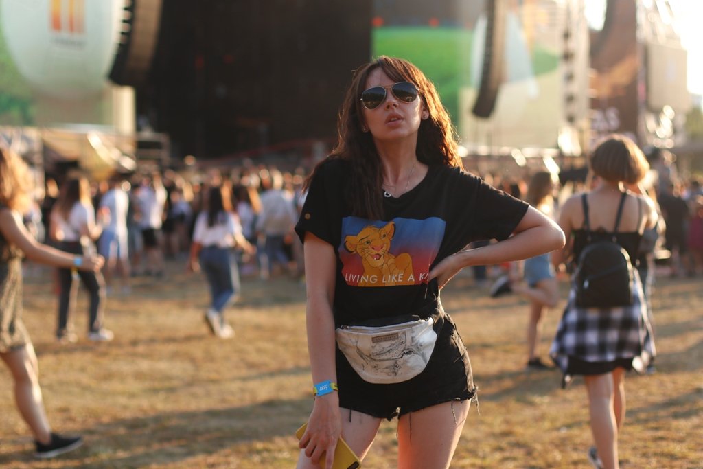 NO MELADZE - NO PARTY и фестивальщики Atlas Weekend 2021 в лицах. День 4: ищи себя на фото 10