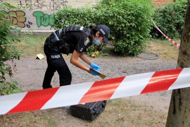 Стрельба в Соломенском районе: в Киеве на улице мужчина получил ранение ноги 4