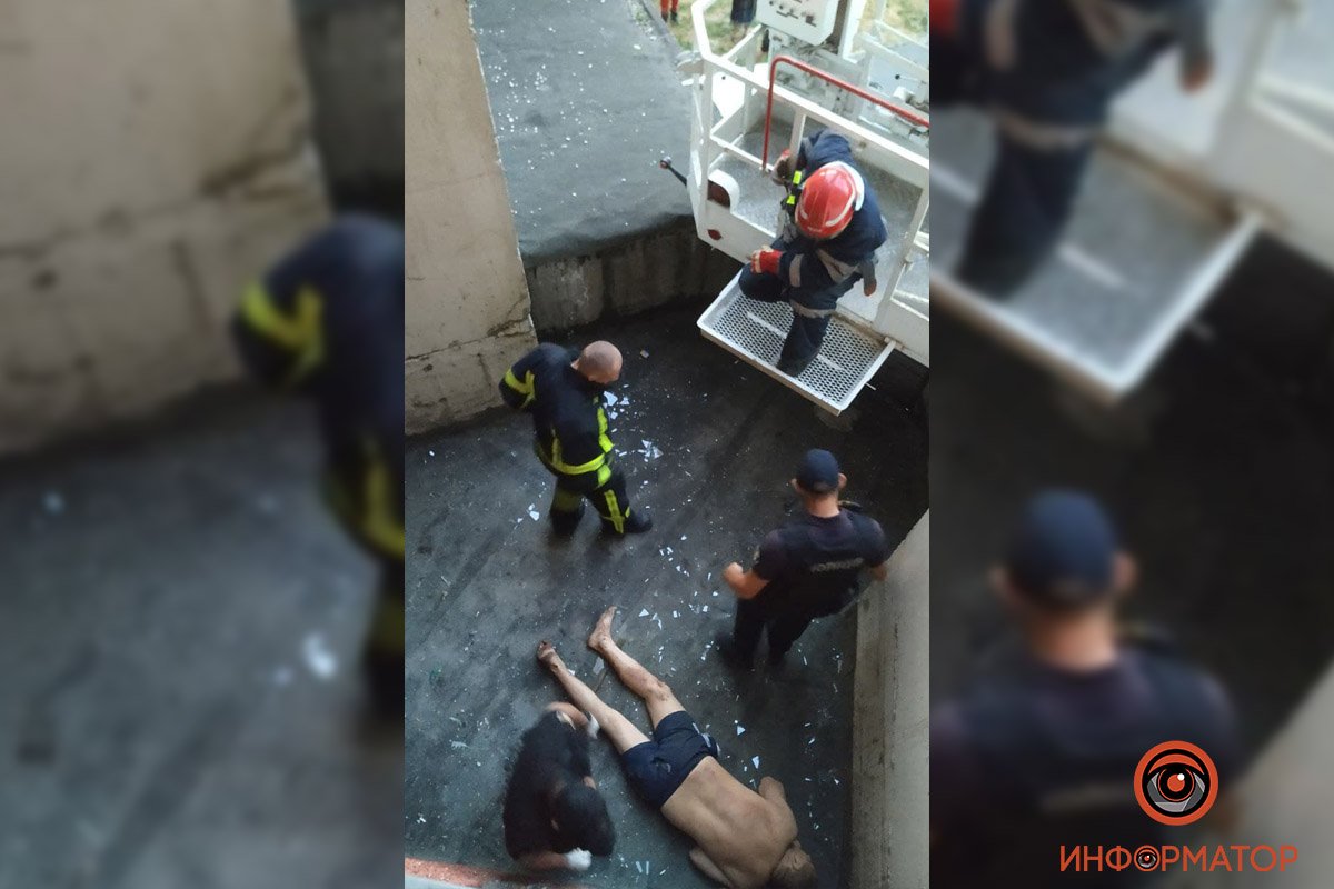 В Киеве неадекватный мужчина выбил окно, выпрыгнул с 5 этажа, упал на козырек дома и выжил: его доставали спасатели 21