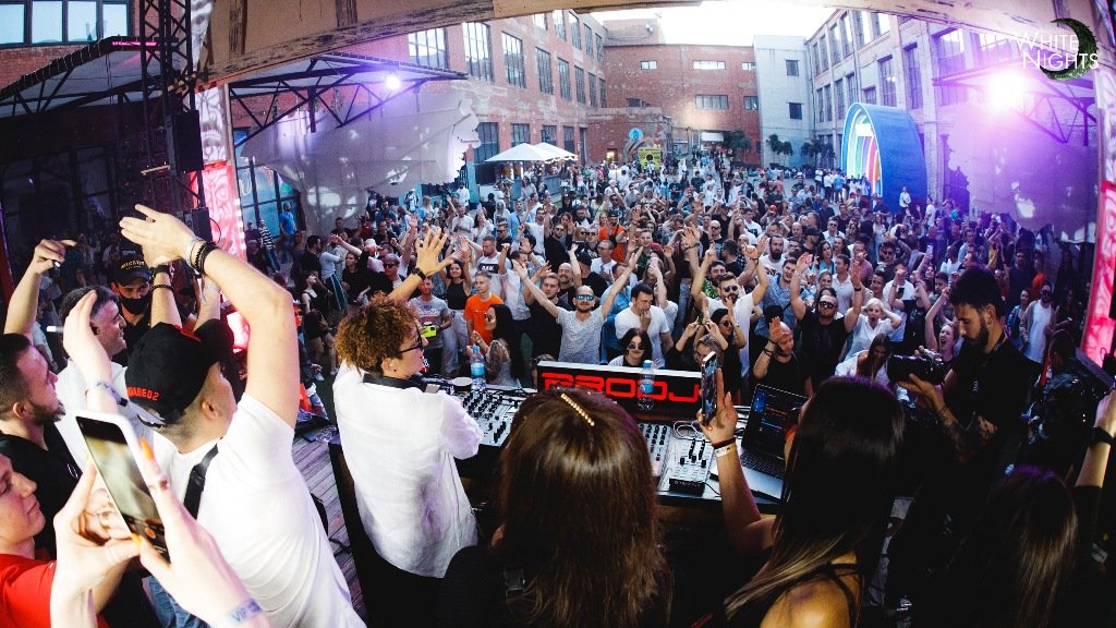 8 причин пойти на White Nights Festival. Africa в Киеве: что приготовил фестиваль Белые Ночи 2