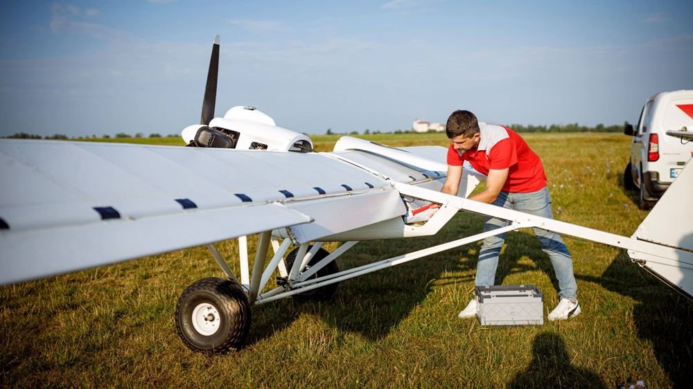 Впервые в Украине: Новая почта протестировала доставку посылки беспилотным летательным аппаратом 1