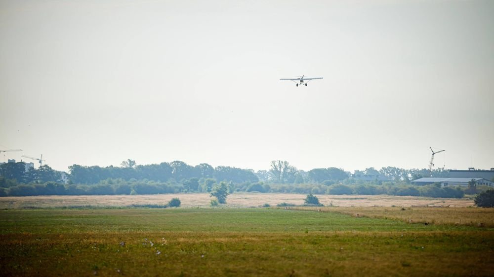 Впервые в Украине: Новая почта протестировала доставку посылки беспилотным летательным аппаратом 2