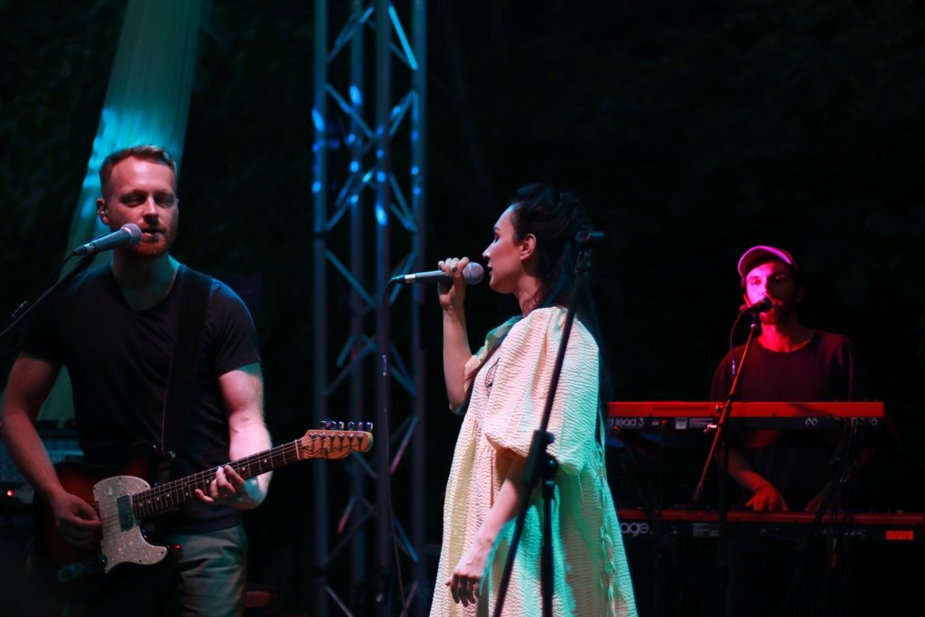 В Киеве после долгого перерыва в творчестве выступила группа «Крихітка»: как это было 3