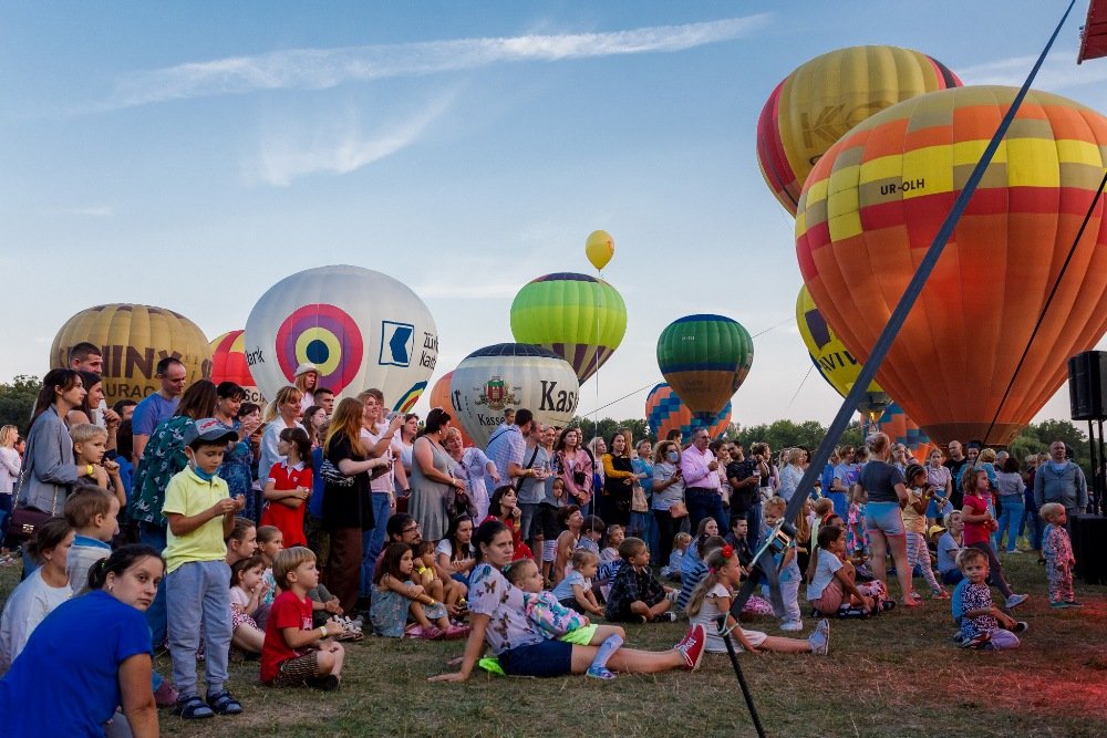 В Киеве прошел самый масштабный фестиваль воздушных шаров: как это было 5
