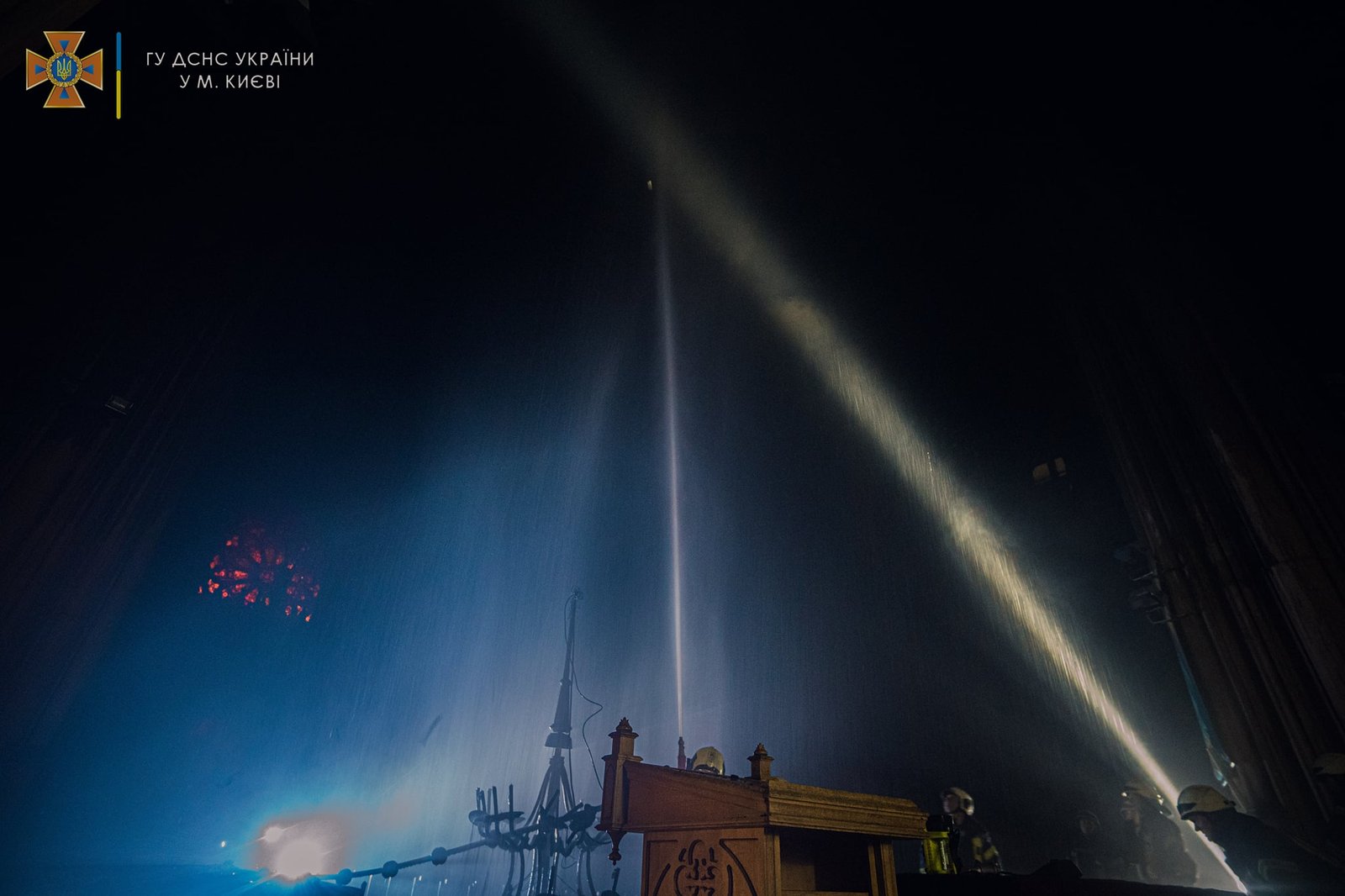 В Киеве горел костел Святого Николая: все, что известно о пожаре 1