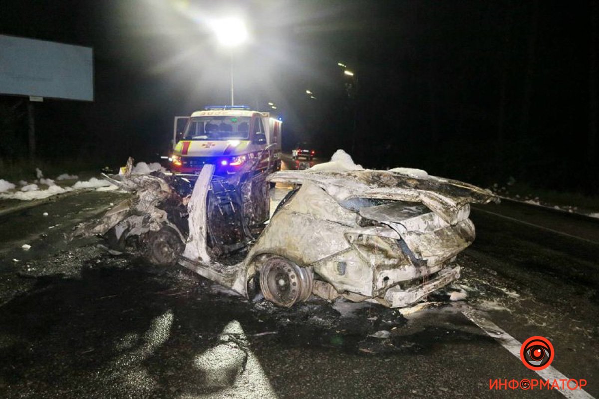 В Киеве столкнулись и Honda и Fiat: в одном из автомобилей заживо сгорел водитель 11