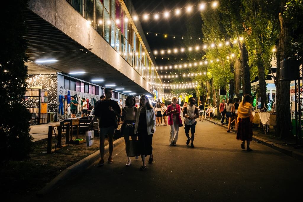 КУРАЖ NOT JAZZ ONLY в Киеве: чем удивит первая осенняя барахолка-вечеринка 2