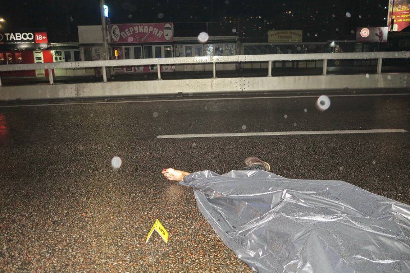 Смертельное ДТП в Святошинском районе: Volkswagen сбил мужчину, который перебегал дорогу 4