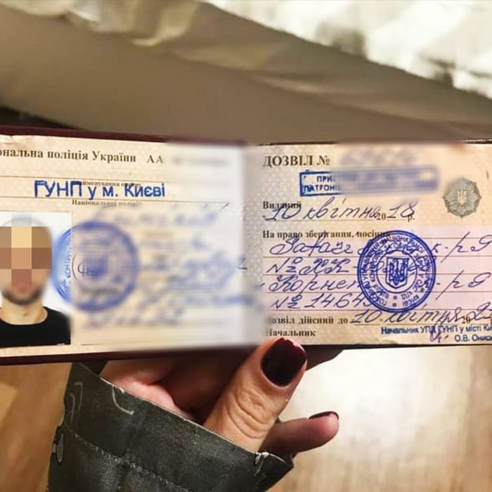 В Киеве задержали ОПГ, которая под видом полицейских занималась разбоем и вымогательством 3